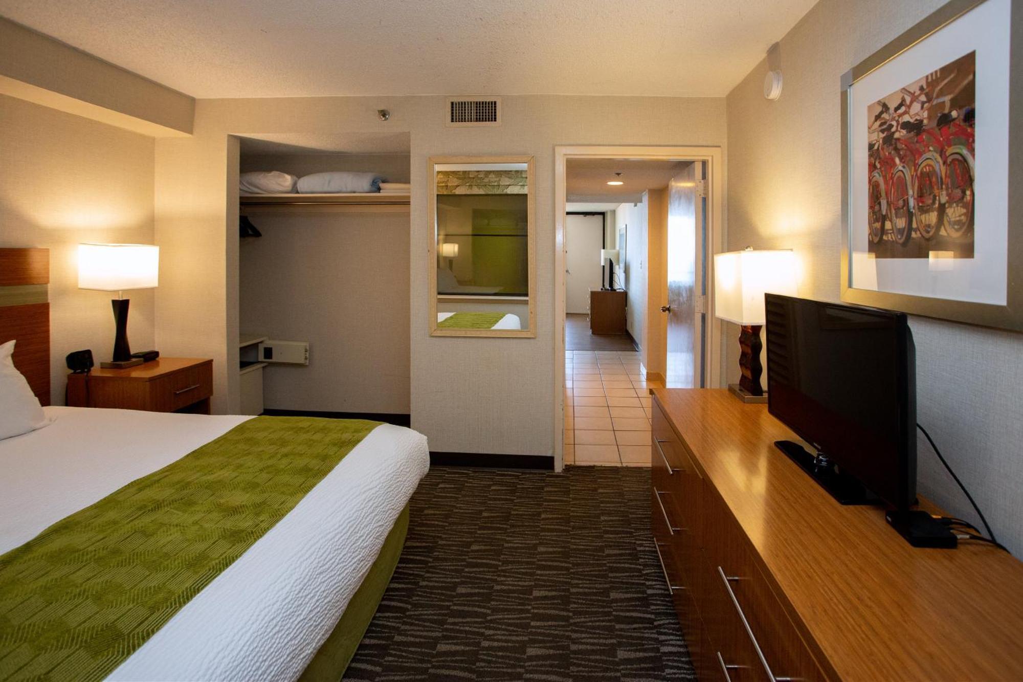 וירג'יניה ביץ' The Barclay Towers Hotel And Resort מראה חיצוני תמונה